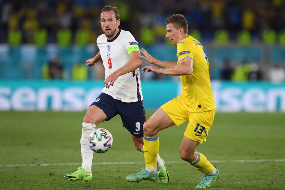 英格兰羽毛球队完胜丹麦羽毛球队，陶菲克关键制胜的简单介绍