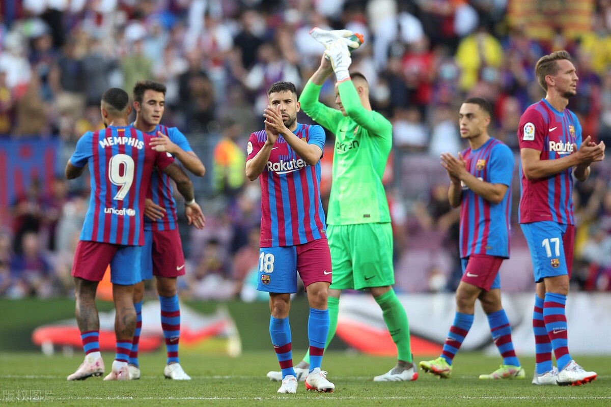 开云足球直播-皇马翻盘巴萨,阿奎罗绝境逆转的简单介绍