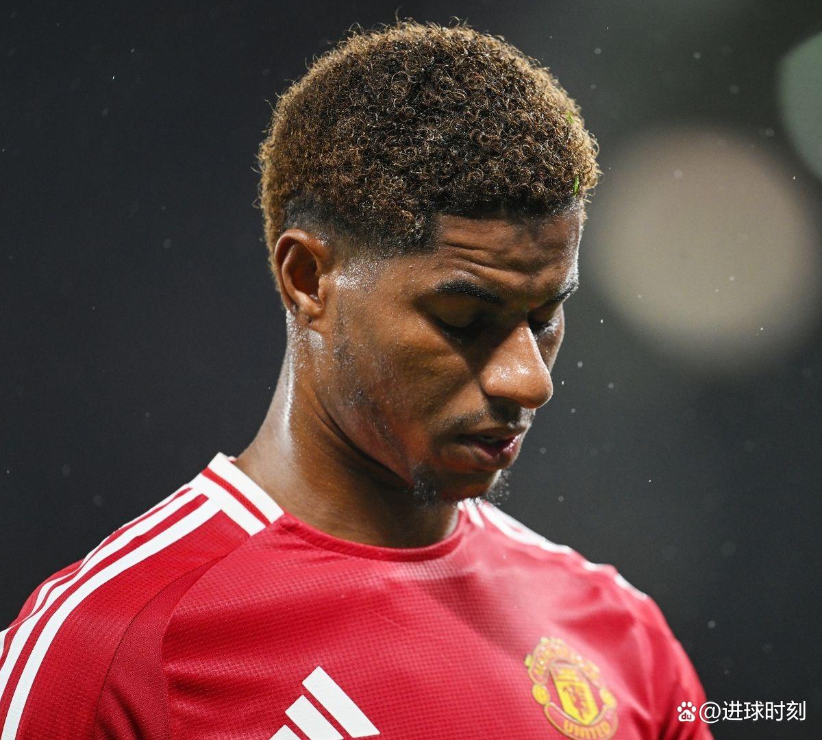 开云体育平台APP-巴黎碾压意大利,布鲁诺·费尔南德斯打破历史纪录的简单介绍