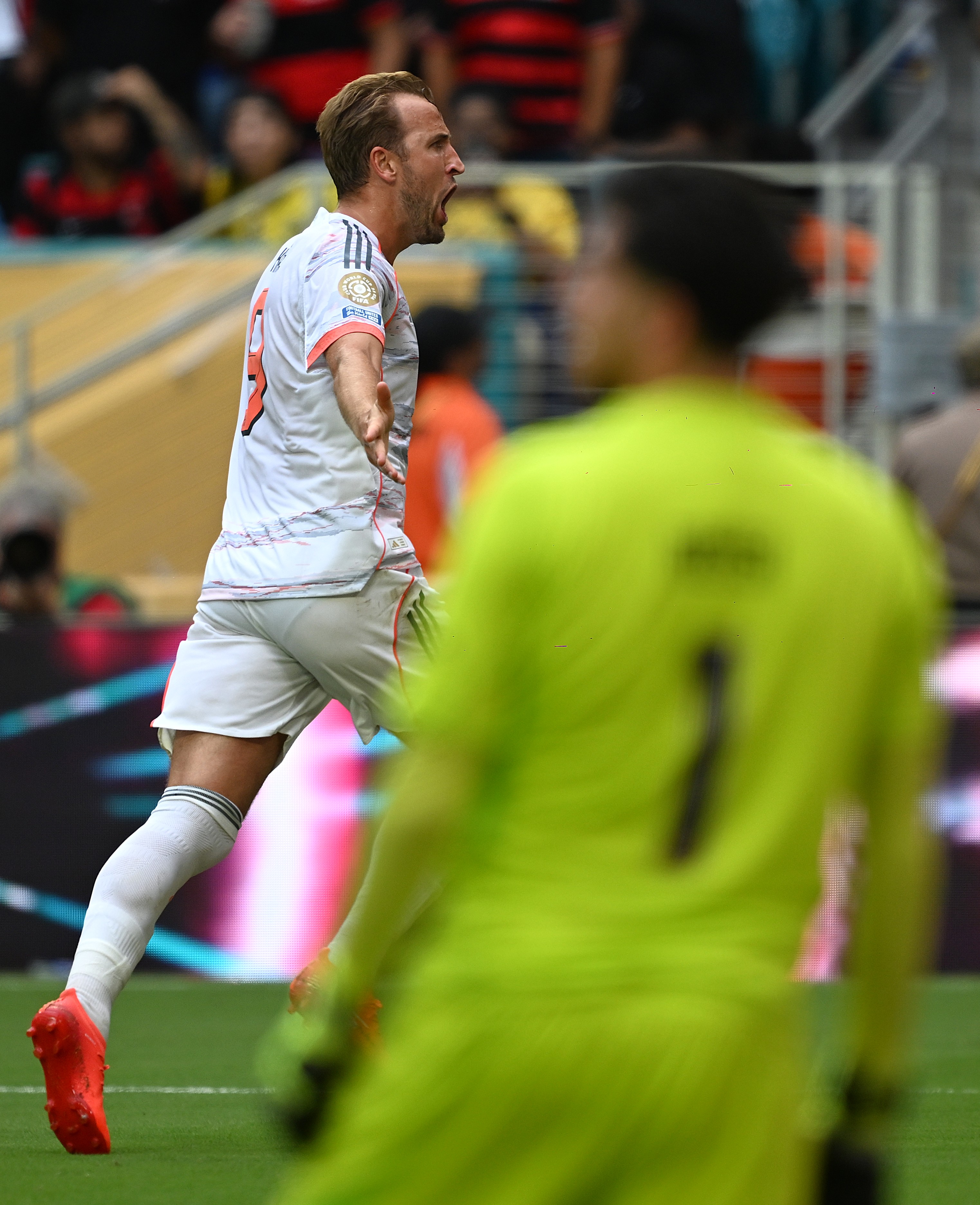 开云足球直播-奇迹发生!拜仁慕尼黑反超,晋级无悬念的简单介绍